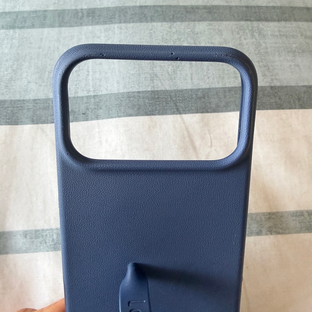 Loopy iPhone 17 Plus Phone Case - Picture 4 of 10